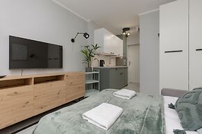 Stylish Studio Ochota by Renters