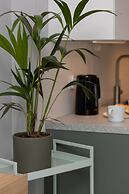 Stylish Studio Ochota by Renters