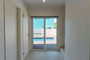 Grandioso Okinawa Pool Villa Kin 2