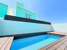 Grandioso Okinawa Pool Villa Kin 2