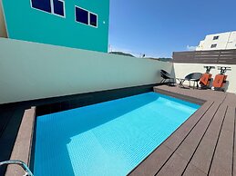 Grandioso Okinawa Pool Villa Kin 2