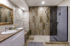 Rosewood Country Lodge