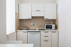 Delia's Studios by Wonderful italy