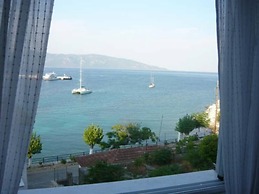 Agia Efimia Seaside 2b r Apartment