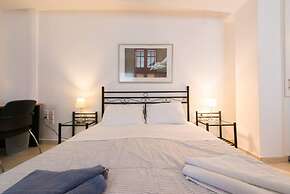 Studio on Agia Efimia Seaside