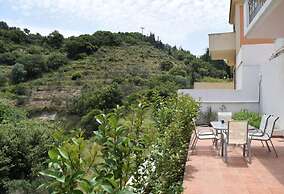 Villa Verde With Outdoor Jacuzzi