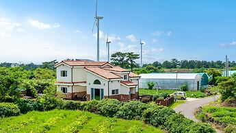 Jeju West Dokchae Pension