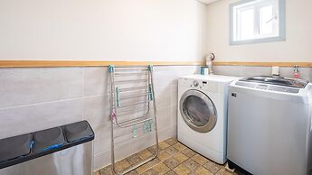 Jeju West Dokchae Pension