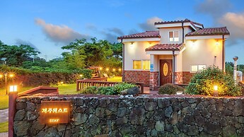 Jeju West Dokchae Pension