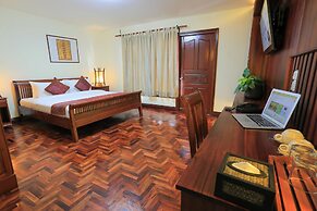 Phongsavath Boutique Hotel