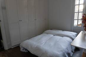 Lovely 2BD Flat With Private Garden - Bounds Green