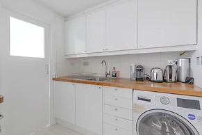 Compact & Light Studio Flat - Ladbroke Grove