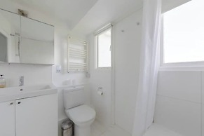 Compact & Light Studio Flat - Ladbroke Grove
