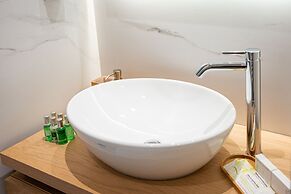 Acropolis Sherlock Residence