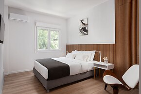 Acropolis Sherlock Residence