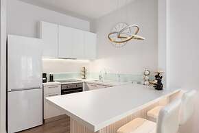 Acropolis Sherlock Residence