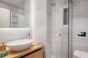 Acropolis Sherlock Residence