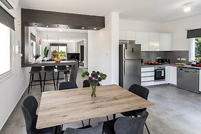 Napa Bay View Villa 8