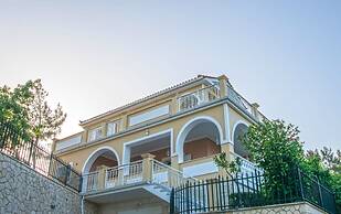 Andelica Holiday Villa