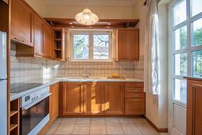 Andelica Holiday Villa