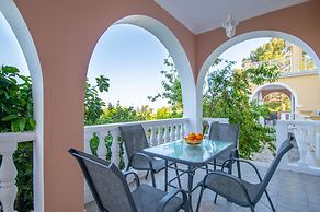 Andelica Holiday Villa