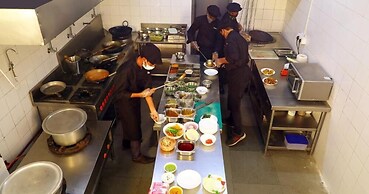 The Urban Stays Hotel