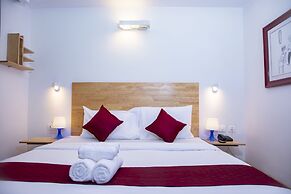 The Urban Stays Hotel