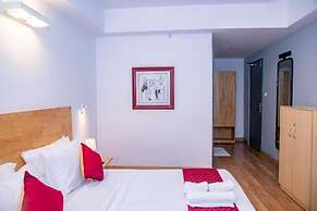 The Urban Stays Hotel