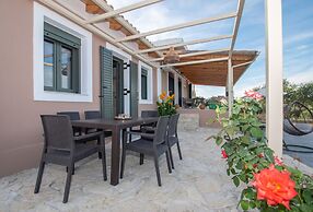 Ariadni di Olivio Villa