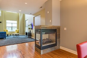 Central Cleveland Gem W/ Direct Skyline View! 2 Bedroom Home by Redawn