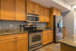 Central Cleveland Gem W/ Direct Skyline View! 2 Bedroom Home by Redawn