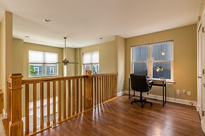 Central Cleveland Gem W/ Direct Skyline View! 2 Bedroom Home by Redawn