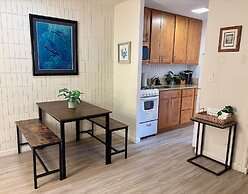 Bright Kalakauan Apartment 1 Bedroom Condo by RedAwning