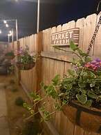 Darling 30 Day Minimum 2 Bedroom Home by RedAwning