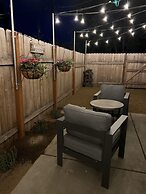 Darling 30 Day Minimum 2 Bedroom Home by RedAwning