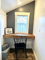 Darling 30 Day Minimum 2 Bedroom Home by RedAwning