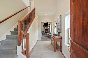 Geary Getaway 3 Bedroom Home by RedAwning