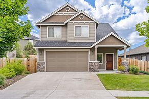 Geary Getaway 3 Bedroom Home by RedAwning