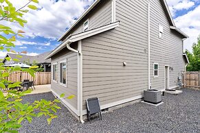 Geary Getaway 3 Bedroom Home by RedAwning