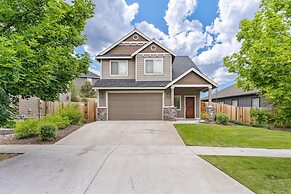 Geary Getaway 3 Bedroom Home by RedAwning