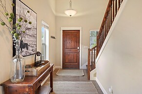 Geary Getaway 3 Bedroom Home by RedAwning