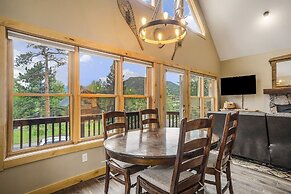 Solitude Eagle #5 - Estes Park 2 Bedroom Condo by RedAwning