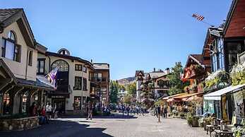 Vail Lionshead Village 4 Bedroom Condo at Enzian