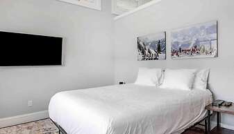 Vail Lionshead Village 4 Bedroom Condo at Enzian