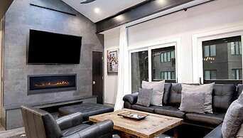 Vail Lionshead Village 4 Bedroom Condo at Enzian