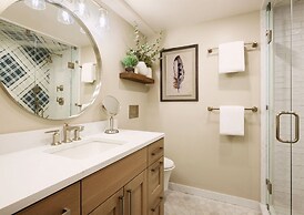 Vail - Lionshead Condominiums 2 Bedroom Condo