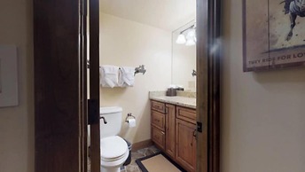 Vail - Lionshead Condominiums 2 Bedroom Condo