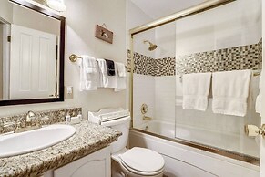 Downtown Aspen 2 Bedroom Condo - Silverbell