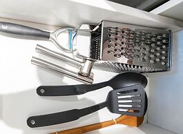 Modern Studio in Oasis -607