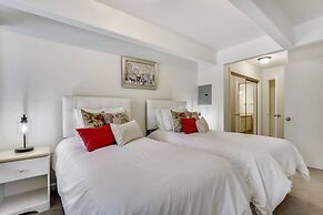 Downtown Aspen 2 Bedroom Condo Within Walking Distance to Gondola - Cl